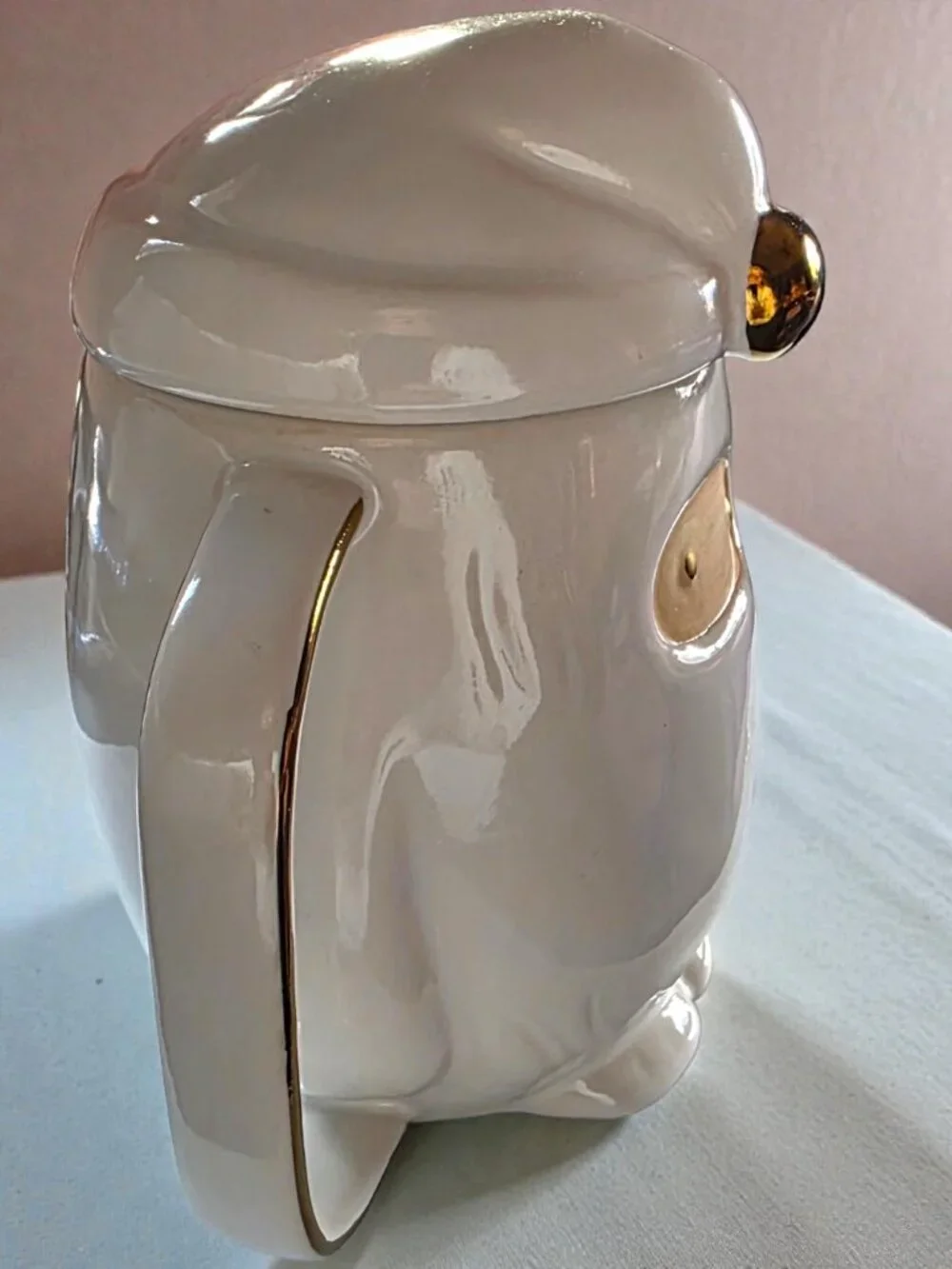 WEST ELM YETI Figural Mug With Lid Ceramic White With Gold Trim